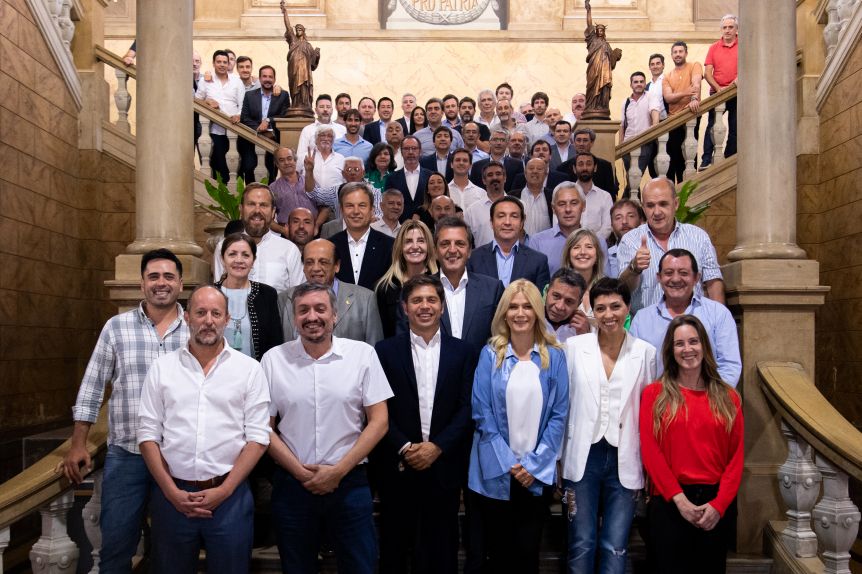 Jornada clave para el FdT: el plan de “reconstrucción” de Kicillof y cambios en el gabinete