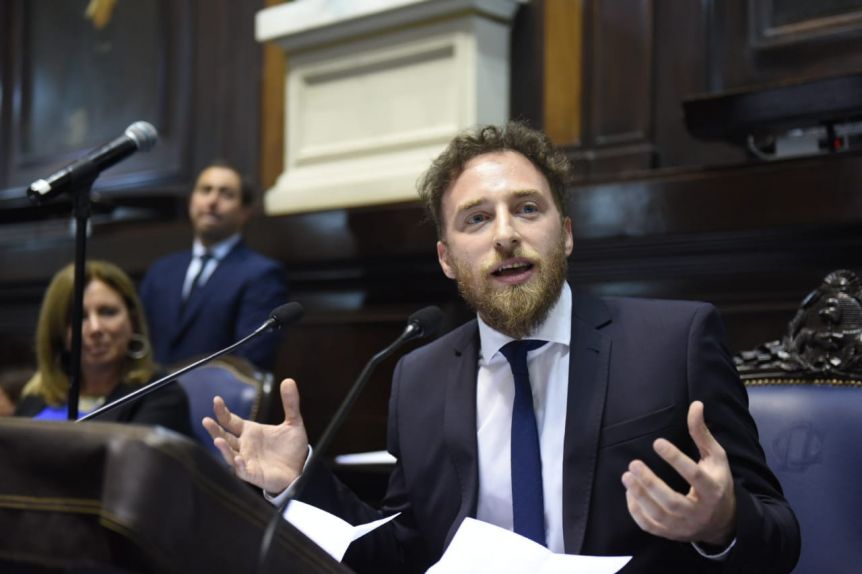 La emoción de Otermin al ser reelecto presidente de Diputados