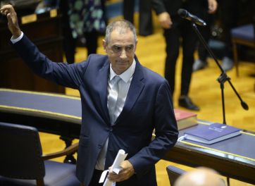 Los nuevos diputados tomaron posesión de sus cargos