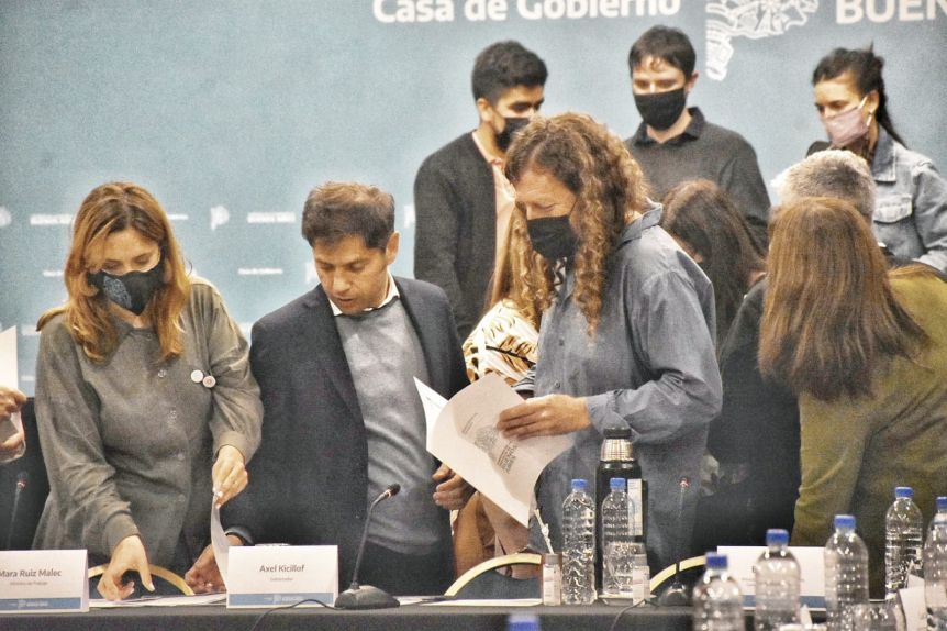Tras la oferta salarial a docentes, la Provincia ahora recibirá a los estatales bonaerenses