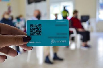 Provincia defiende el pase sanitario y advierte que se espera un rebrote de casos para marzo