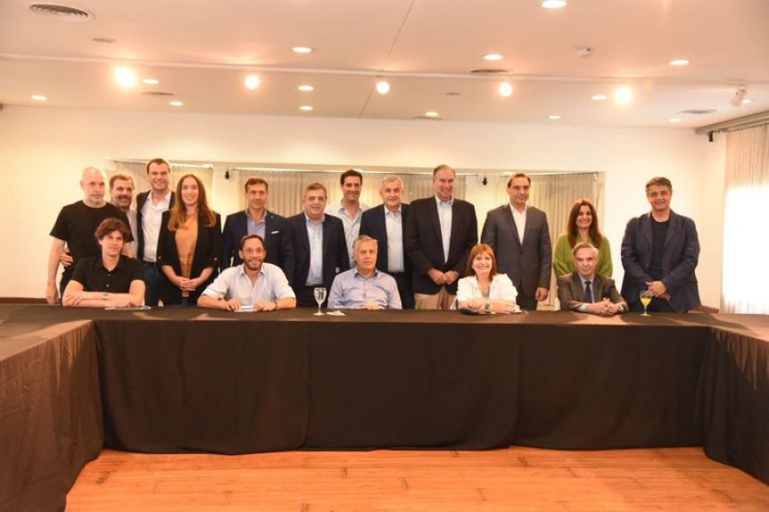 La Mesa Nacional de Juntos analiza cambios en su conducción