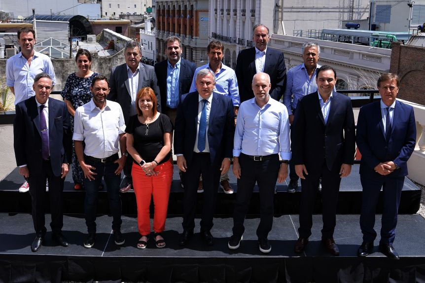 Mesa nacional de Juntos: los gobernadores acordaron no aumentarán impuestos