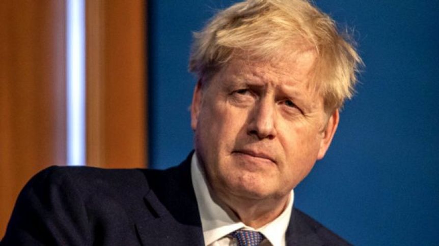 Boris Johnson se defendió en medio de las acusaciones con una polémica frase