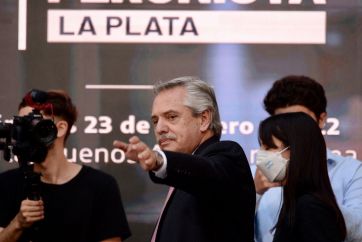 Una reunión oportuna, la crisis interna por el acuerdo con el Fondo y un acto conflictivo