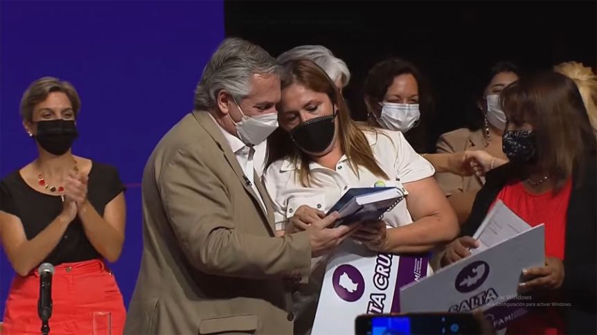 Alberto defendió las negociaciones con el Fondo pero dijo que
