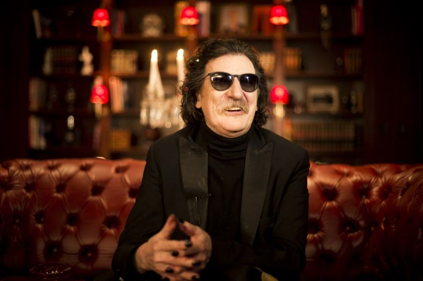 Charly García sufrió un accidente doméstico y está internado: qué le pasó