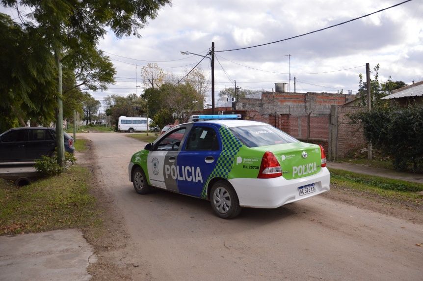 Horror en Florencio Varela: hallaron el cadáver de una mujer envuelto en un cubrecama