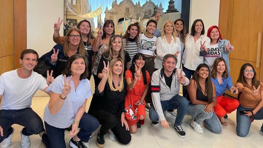 Tras la votación negativa, Máximo participó del primer Encuentro de la Rama Femenina del PJ