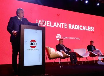 El radicalismo juntó a sus intendentes para mostrar músculo político