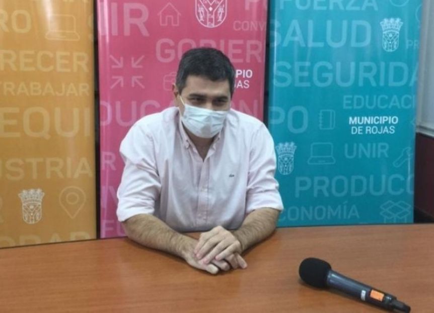 Alcalde que le ganó al cáncer pide licencia para ser operado