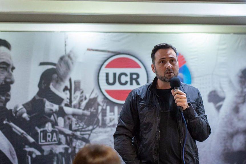 Intendente UCR hurgó en la crisis social: “Muchos no laburan porque viven de planes”