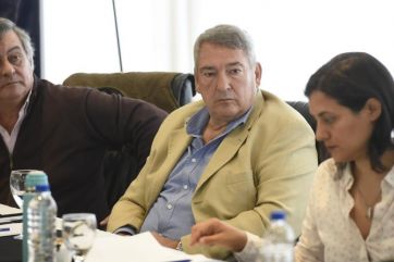 Ante la fuerte interna en el FdT, el massismo sale a jugar y mete presión