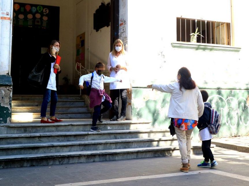 Jornada extendida: qué dice la ley y la comunidad educativa mientras sigue el debate