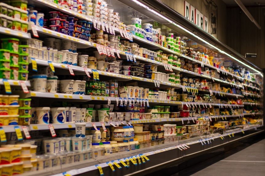 Guerra contra la inflación: mientras resiste embates internos, Nación convoca a empresarios