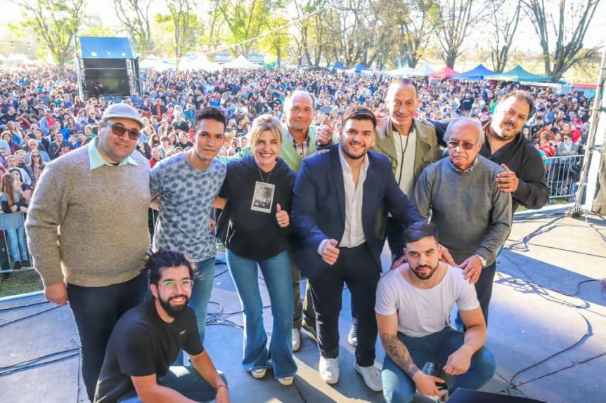 Marisa Fassi y Gustavo Arrieta dijeron presente en el festejo por el Día del Trabajador y Trabajadora