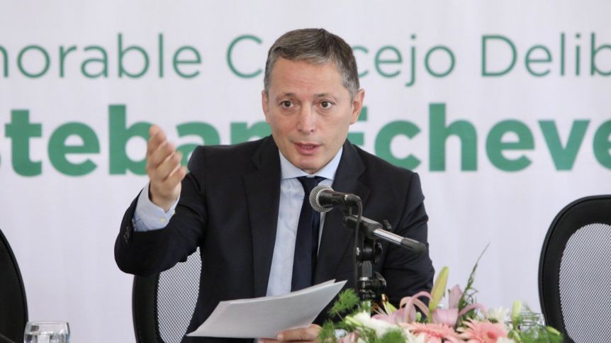 Un intendente oficialista subió la apuesta y propuso quitarle la concesión a EDESUR