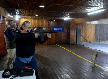 Berni sobrevuela todos los temas y dispara con munición gruesa
