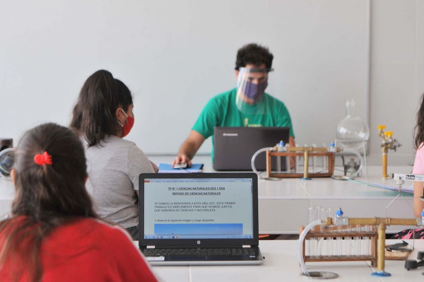 Educación post-pandemia: hay presencialidad plena en las escuelas de la Provincia