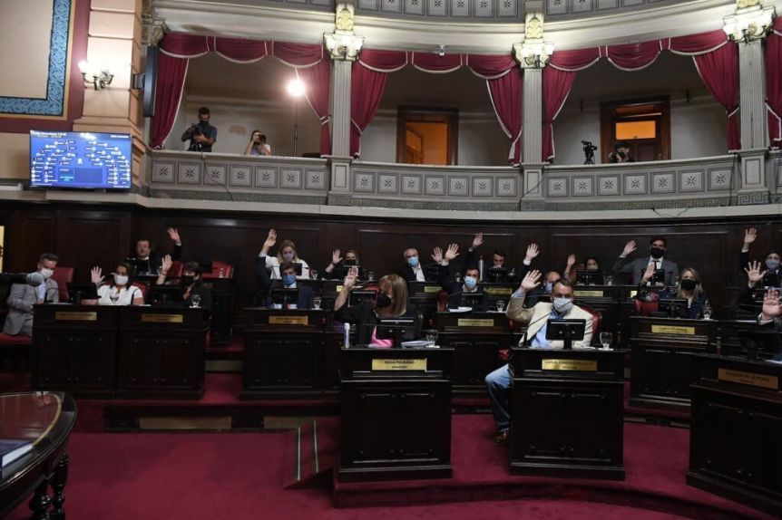 Senadores de juntos piden informes sobre la situación de las escuelas
