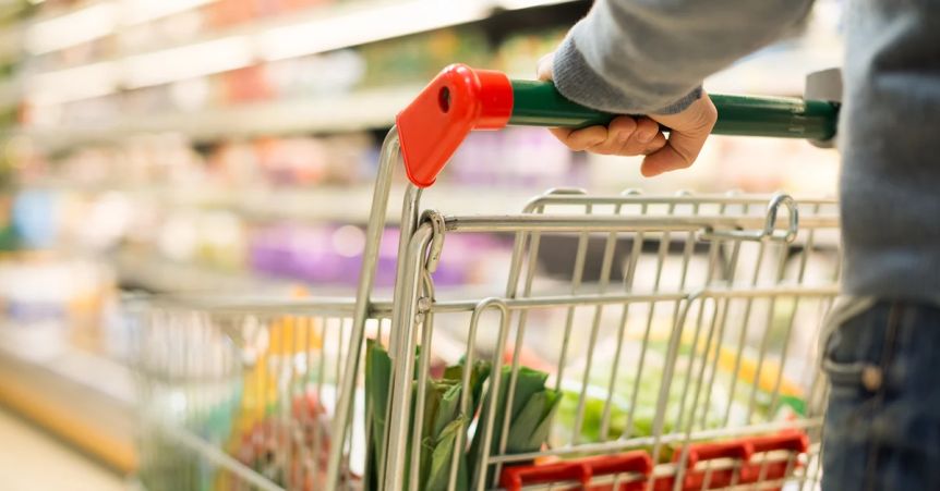 Dos de cada tres personas perdieron frente a la inflación y solo 23% espera ganarle en 2023