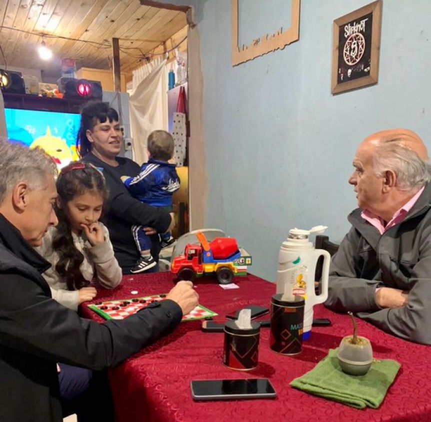 Macri reapareció en el Conurbano con Grindetti