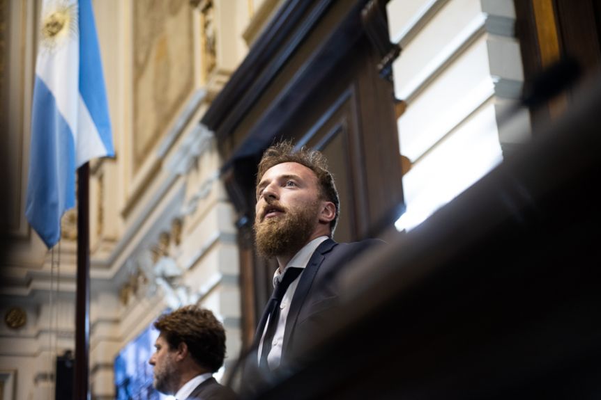 ¿Define Otermín? La ley del Bapro divide aguas y los números previos marcan empate
