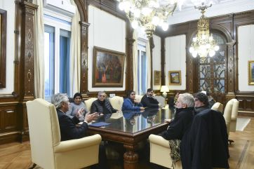 Piqueteros de izquierda muestran su poder de fuego y le marcan la cancha al Gobierno