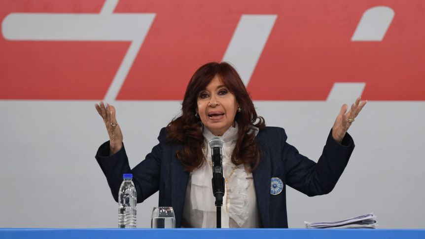 Cristina contra empresarios y el Poder Judicial por las cautelares: