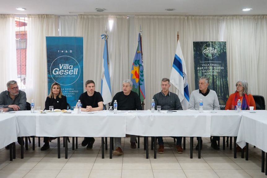 En medio de las vacaciones de invierno, el peronismo