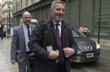 En medio de mil versiones, Alberto mantuvo una tensa reunión con gobernadores del PJ