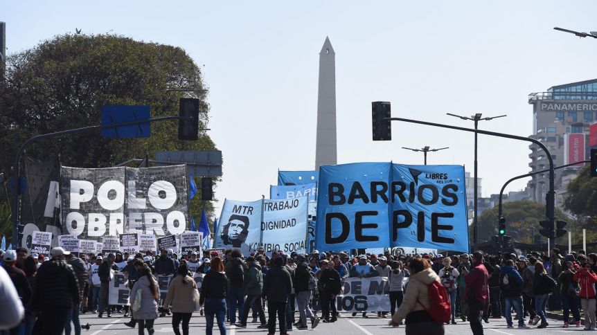 El gobierno destinaría más dinero a organizaciones sociales que a las provincias