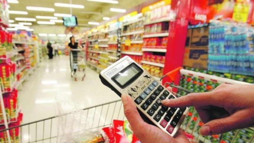 En julio, una familia necesitó 112 mil pesos para no ser pobre