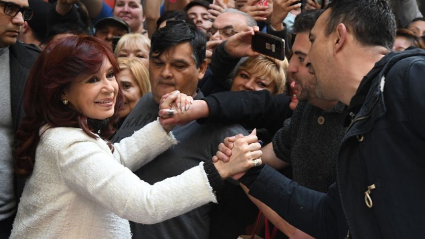 El kirchnerismo busca copar las plazas bonaerenses para bancar a Cristina Fernández
