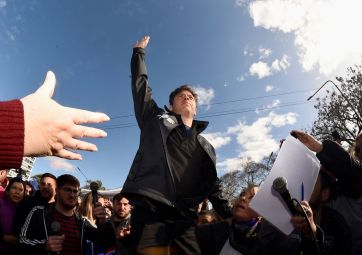 Vallas, manifestaciones, incidentes y una jornada caliente que agitó la grieta