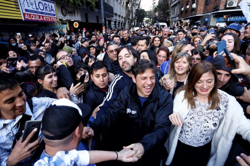 El kirchnerismo se abroquela en la Provincia y despliega a su tropa en la línea de fuego