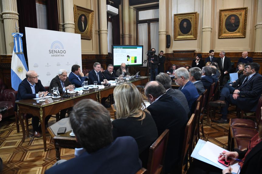 El mensaje del Gobierno al campo: dólar soja y una plegaria para que liquiden la cosecha