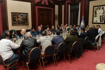 Provincia anunció aumento extra para los trabajadores estatales