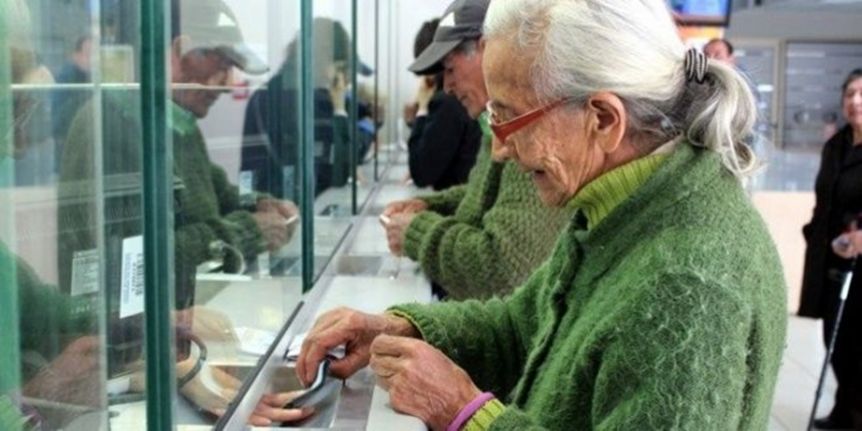 En Argentina, una de cuatro personas mayores es pobre