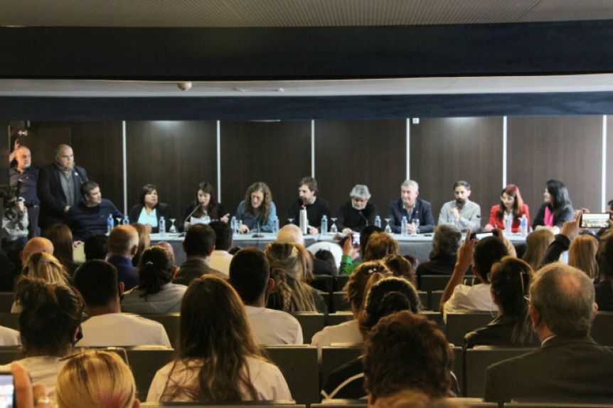 La Provincia presentó proyecto de Ley para jerarquizar personal de enfermería