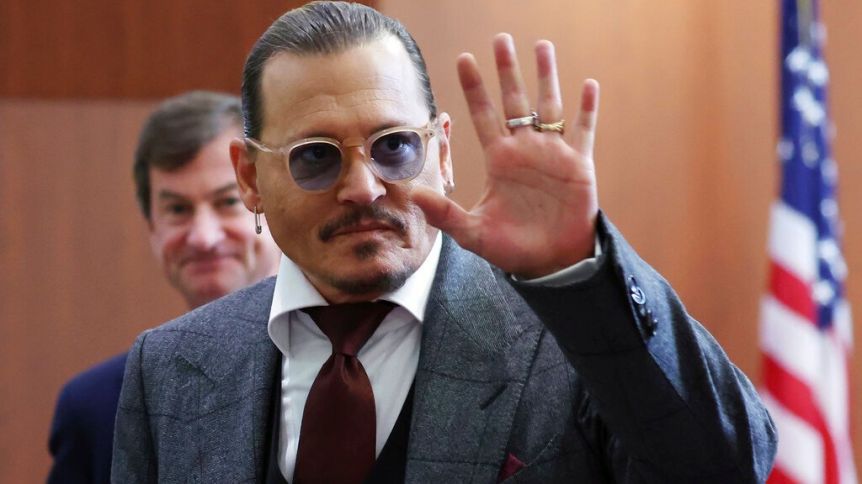 Sobre Sagas - Os advogados de Johnny Depp solicitaram à