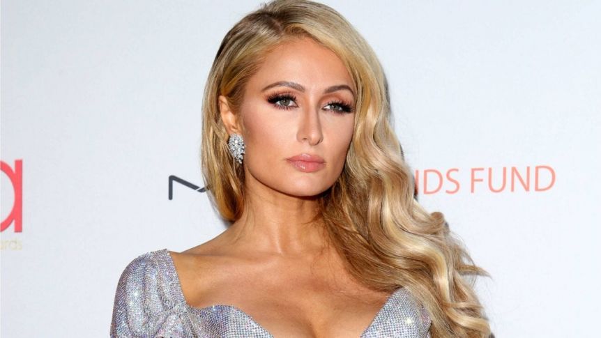 Paris Hilton relató que fue abusada sexualmente en su adolescencia