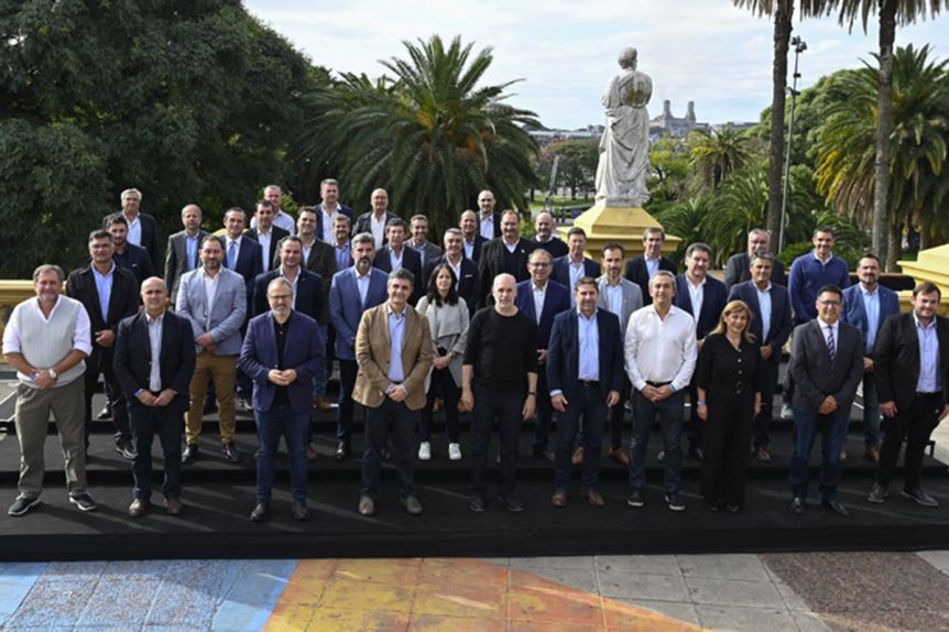 Quiénes son los alcaldes bonaerenses que estarán en cumbre por Cambio Climático