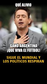Sigue el mundial y los políticos respiran