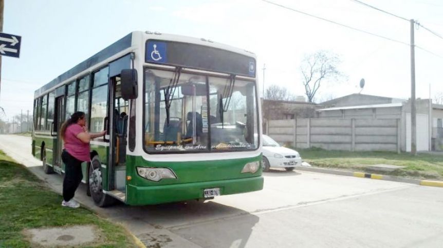 La desaparición del transporte público en un distrito reaviva la discusión por los subsidios