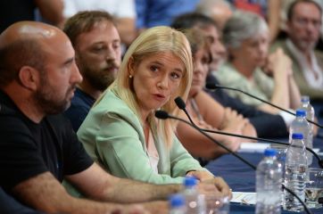 Con equipo completo, los Legisladores del FdT salieron en bloque a defender a Cristina