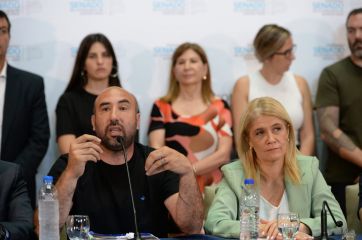 Con equipo completo, los Legisladores del FdT salieron en bloque a defender a Cristina