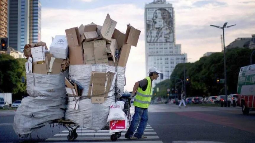 Para la UCA, la pobreza aumentó al 43,1% en 2022