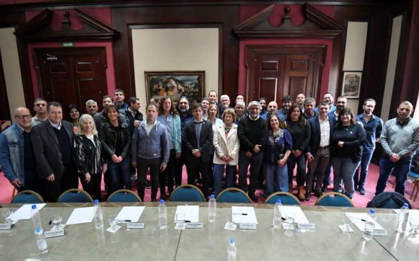La Provincia define: estatales a la espera de asueto, aumento y ¿bono de fin de año?