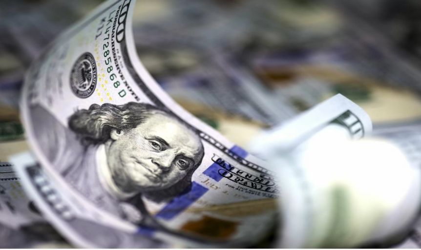 El dólar blue continuó con su fuerte rebrote y cerró en $356, marcando un nuevo récord